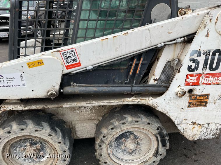 image for item DP0065 2011 Bobcat S100  skid steer loader