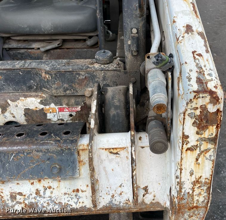 image for item DP0065 2011 Bobcat S100  skid steer loader