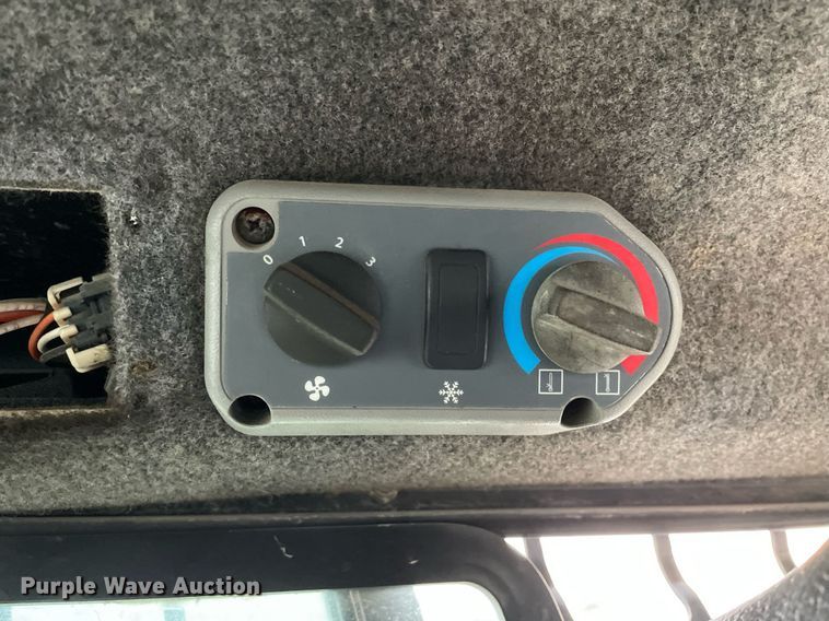 image for item DP0065 2011 Bobcat S100  skid steer loader