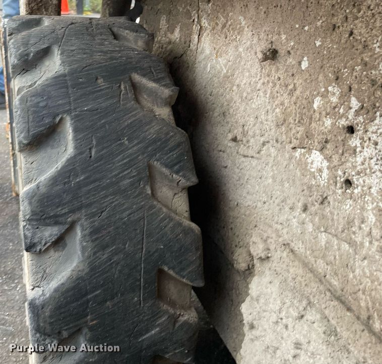 image for item DP0065 2011 Bobcat S100  skid steer loader