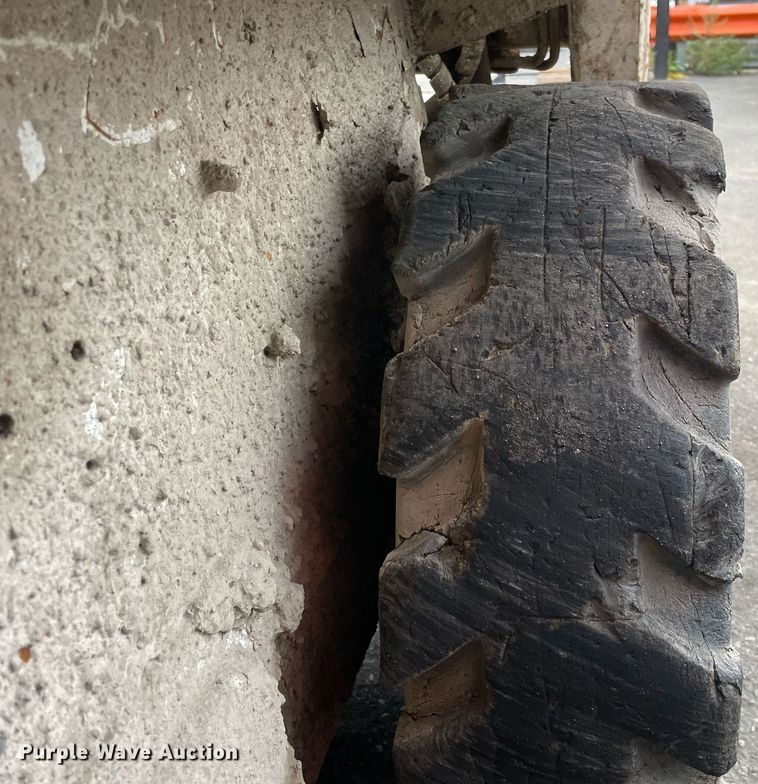 image for item DP0065 2011 Bobcat S100  skid steer loader