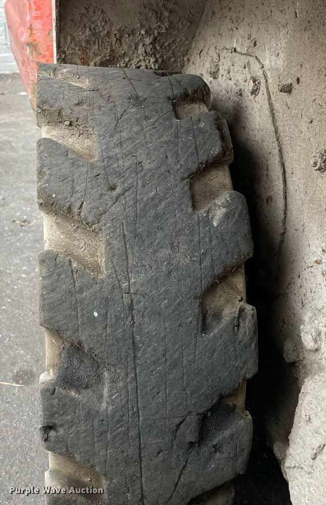 image for item DP0065 2011 Bobcat S100  skid steer loader