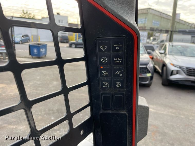 image for item DP0068 2020 Bobcat T76 R  skid steer loader