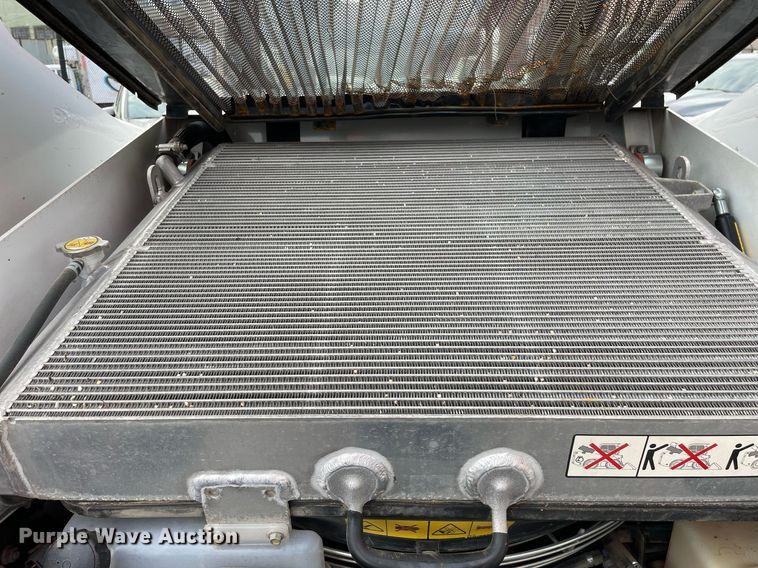 image for item DP0068 2020 Bobcat T76 R  skid steer loader