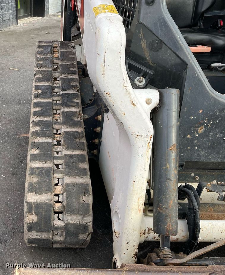 image for item DP0068 2020 Bobcat T76 R  skid steer loader