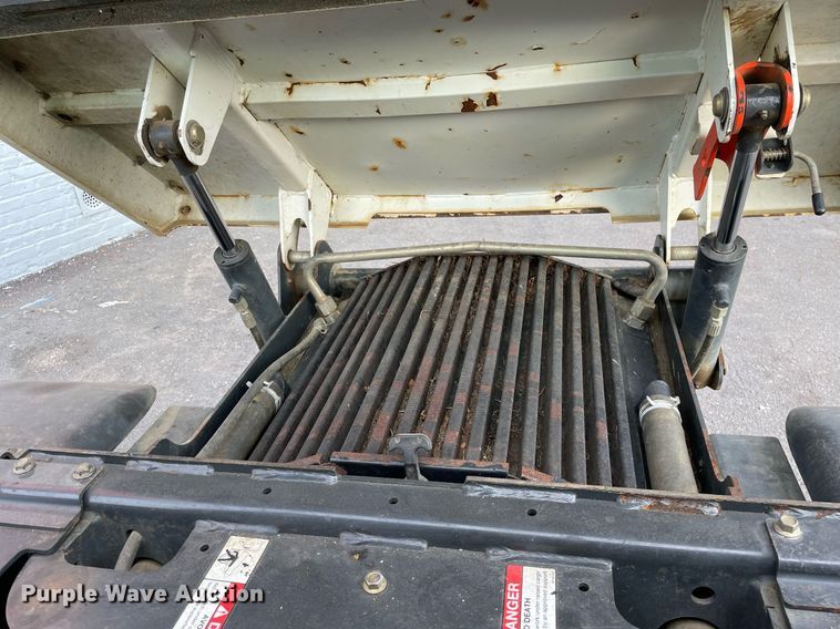 image for item DP0069 2015 Bobcat Toolcat 5600  utility vehicle