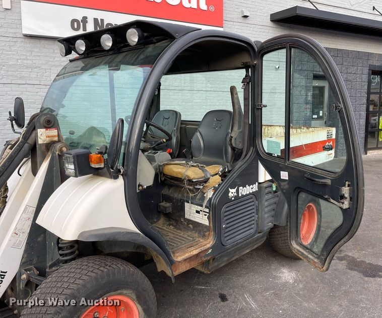 image for item DP0069 2015 Bobcat Toolcat 5600  utility vehicle
