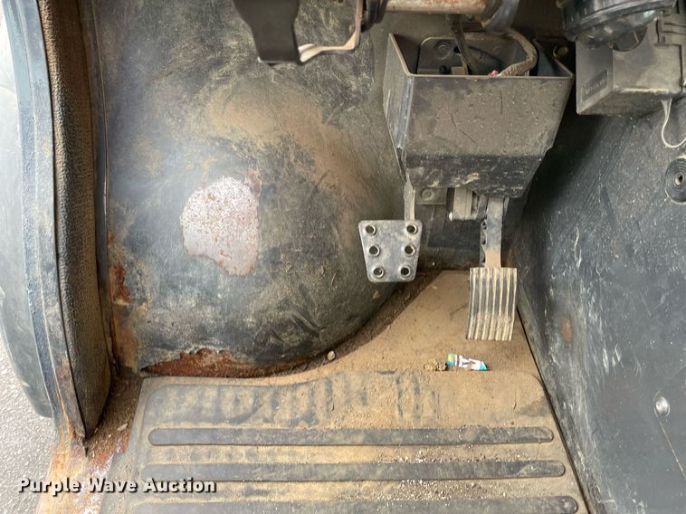 image for item DP0069 2015 Bobcat Toolcat 5600  utility vehicle