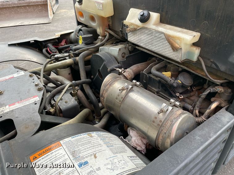 image for item DP0069 2015 Bobcat Toolcat 5600  utility vehicle