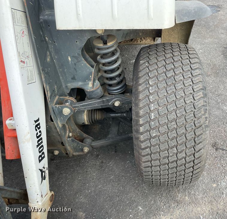 image for item DP0069 2015 Bobcat Toolcat 5600  utility vehicle