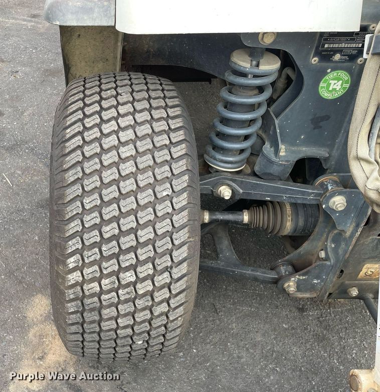 image for item DP0069 2015 Bobcat Toolcat 5600  utility vehicle