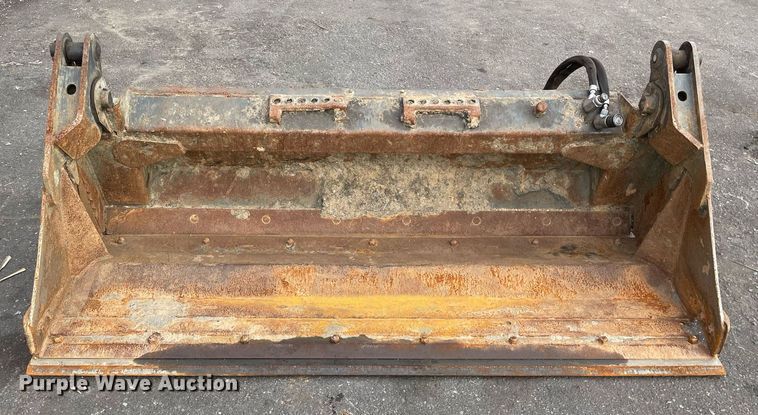 image for item DP0070 2021 Bobcat Combo BKT 74  four-in-one skid steer bucket