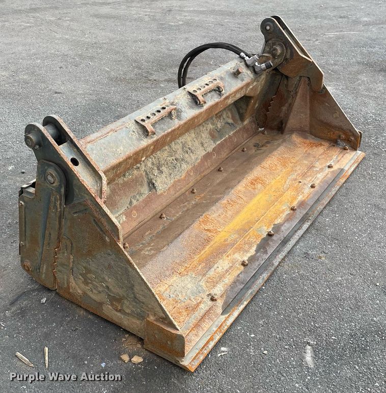 image for item DP0070 2021 Bobcat Combo BKT 74  four-in-one skid steer bucket