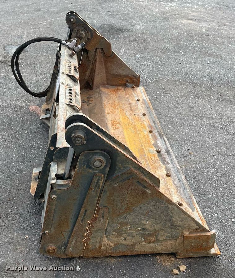 image for item DP0070 2021 Bobcat Combo BKT 74  four-in-one skid steer bucket