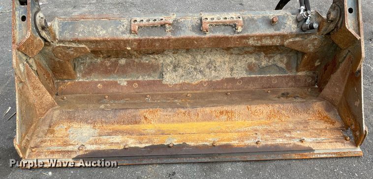 image for item DP0070 2021 Bobcat Combo BKT 74  four-in-one skid steer bucket