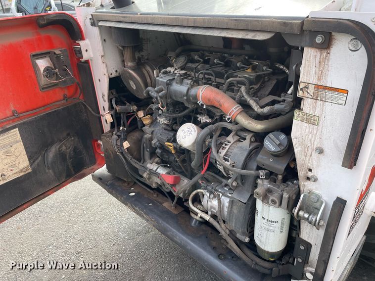 image for item DP0072 2021 Bobcat S740  skid steer loader