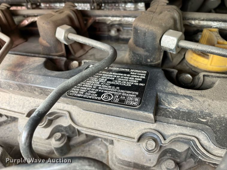 image for item DP0072 2021 Bobcat S740  skid steer loader