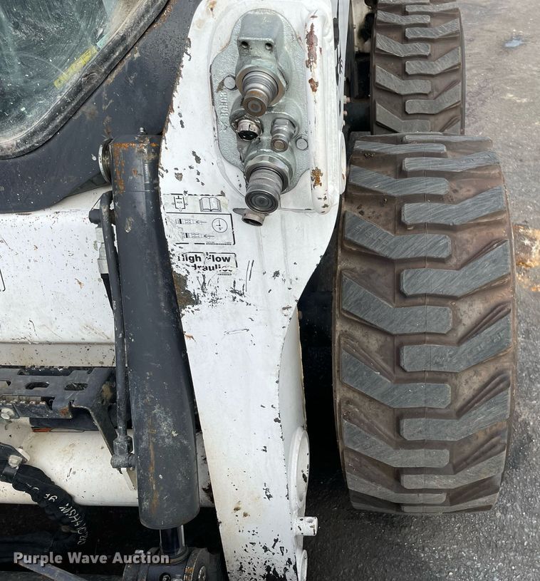 image for item DP0072 2021 Bobcat S740  skid steer loader