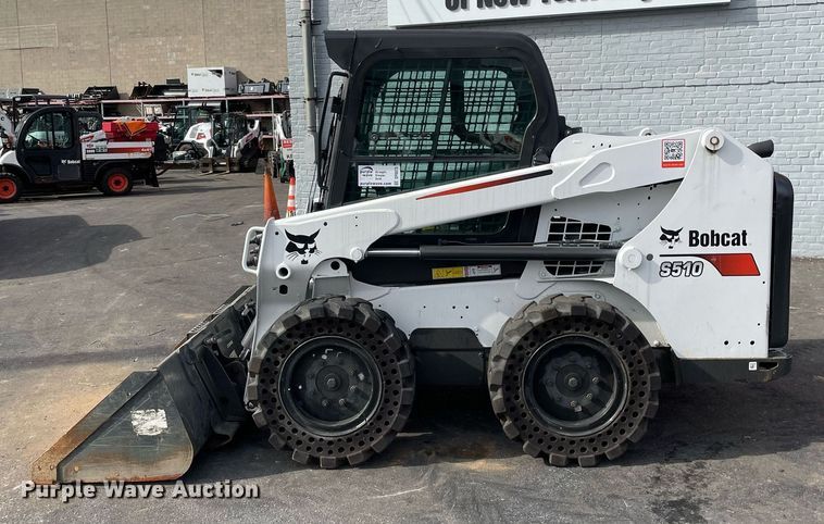 image for item DP0073 2015 Bobcat S510  skid steer loader