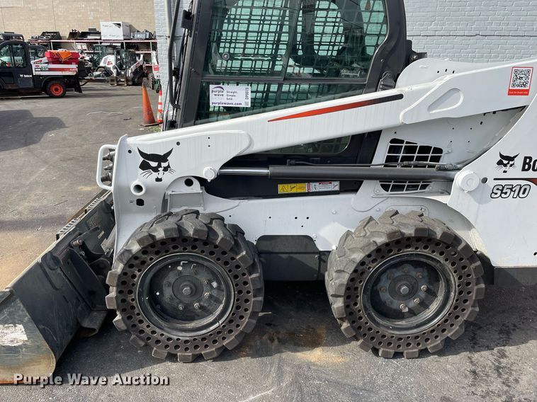 image for item DP0073 2015 Bobcat S510  skid steer loader