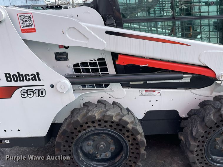 image for item DP0073 2015 Bobcat S510  skid steer loader