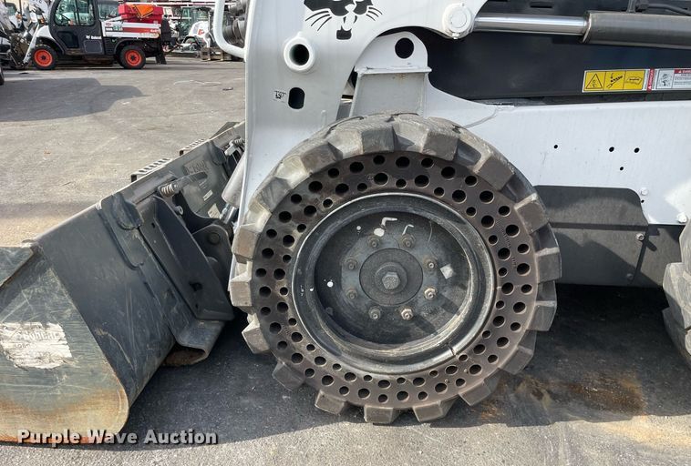 image for item DP0073 2015 Bobcat S510  skid steer loader