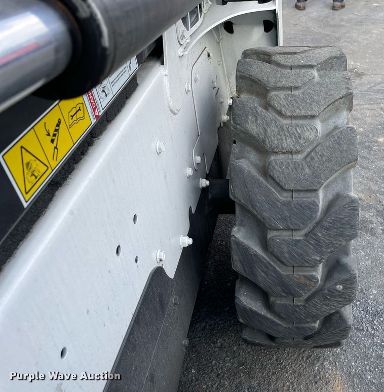 image for item DP0073 2015 Bobcat S510  skid steer loader