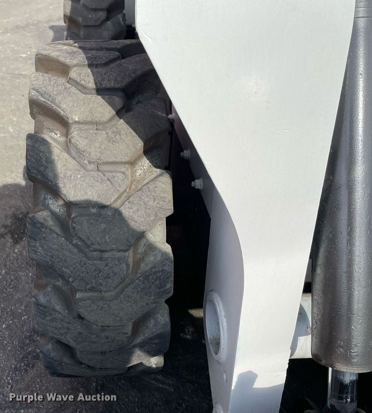 image for item DP0073 2015 Bobcat S510  skid steer loader