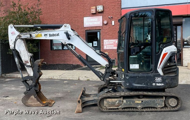 image for item DP0075 2020 Bobcat E32I  mini excavator