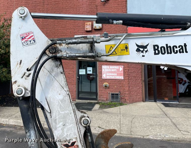image for item DP0075 2020 Bobcat E32I  mini excavator