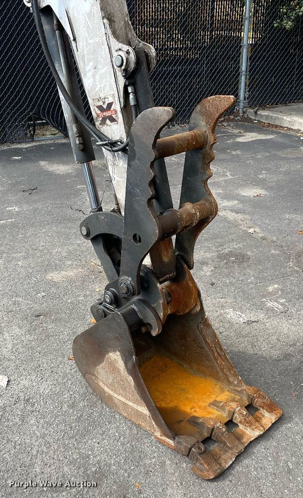 image for item DP0075 2020 Bobcat E32I  mini excavator