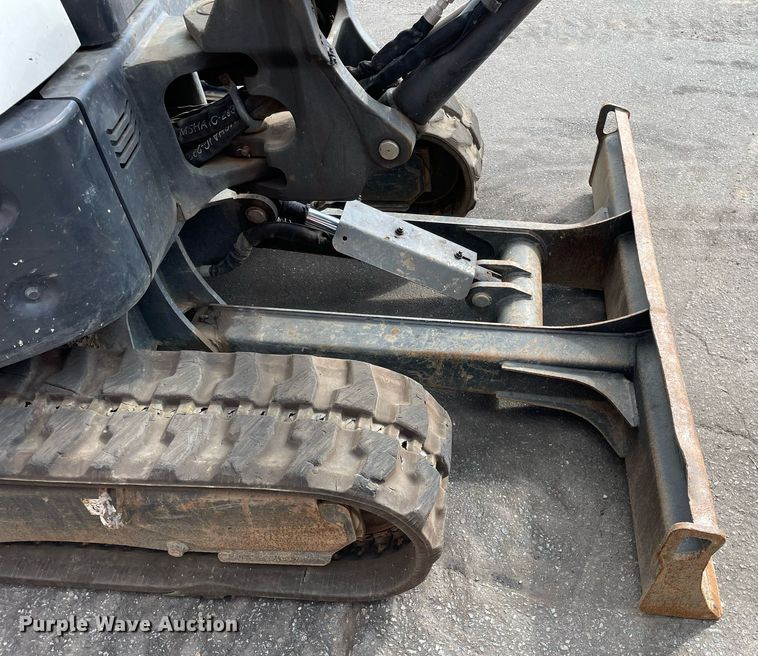 image for item DP0075 2020 Bobcat E32I  mini excavator