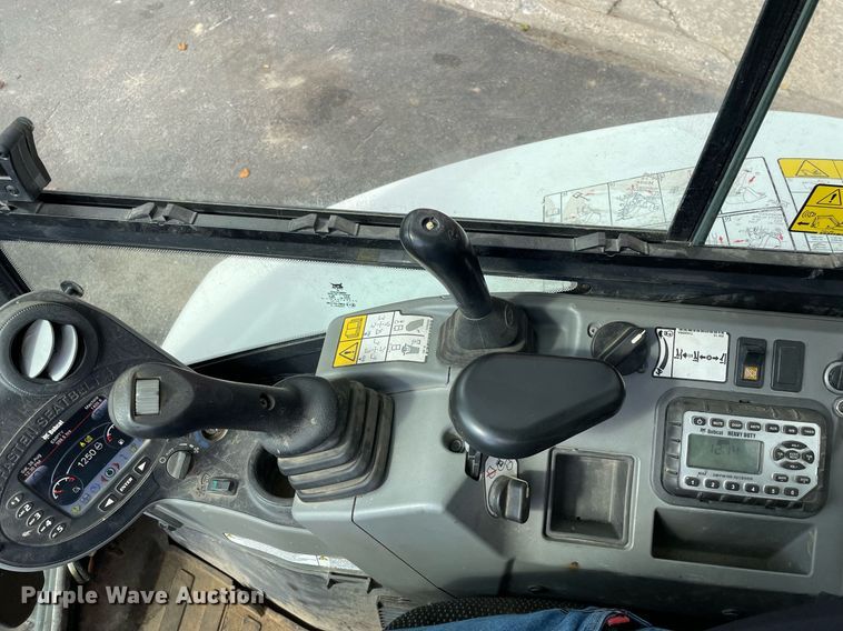 image for item DP0075 2020 Bobcat E32I  mini excavator