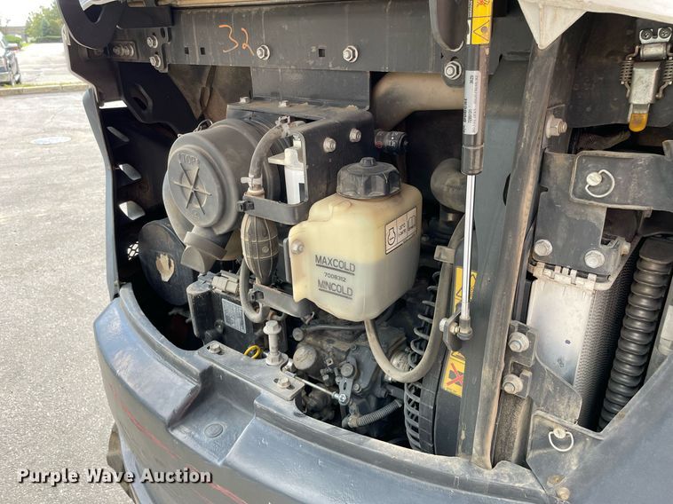 image for item DP0075 2020 Bobcat E32I  mini excavator