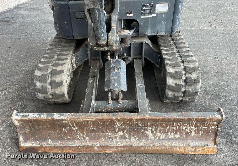 image for item DP0077 2021 Bobcat E32I  mini excavator