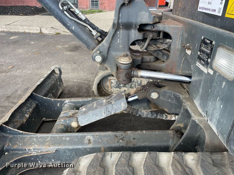 image for item DP0077 2021 Bobcat E32I  mini excavator