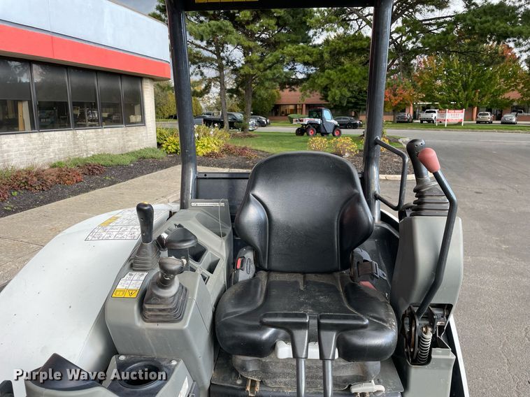 image for item DP0077 2021 Bobcat E32I  mini excavator