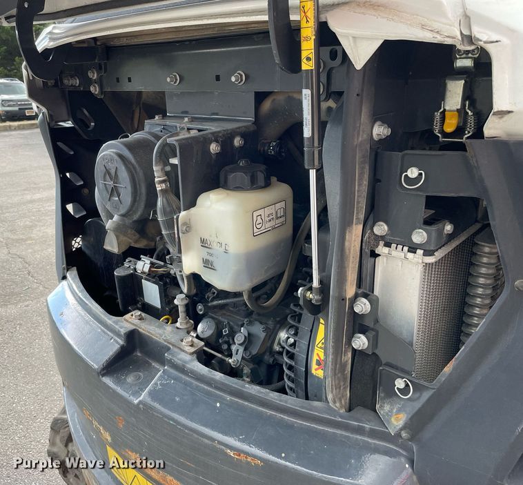 image for item DP0077 2021 Bobcat E32I  mini excavator