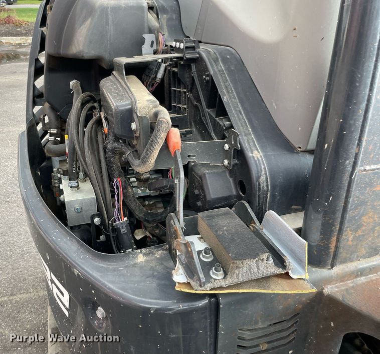 image for item DP0077 2021 Bobcat E32I  mini excavator