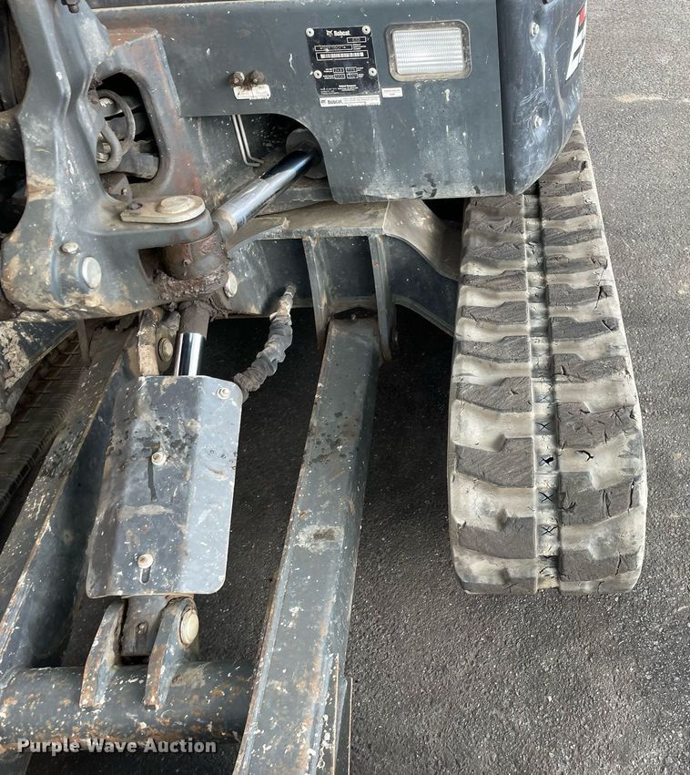 image for item DP0077 2021 Bobcat E32I  mini excavator