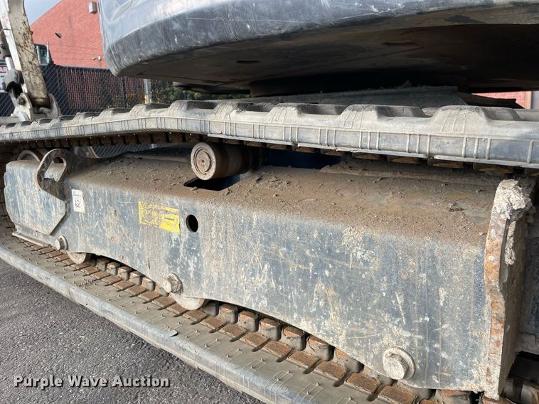 image for item DP0077 2021 Bobcat E32I  mini excavator