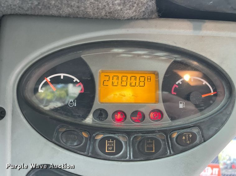 image for item DP0079 2010 Bobcat S150  skid steer loader