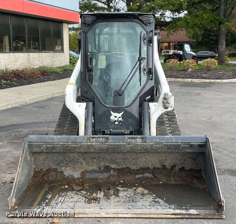 image for item DP0080 2021 Bobcat T66 R Series  tracked skid steer loader