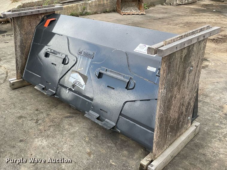 image for item DP0094 Bobcat  75" W skid steer bucket