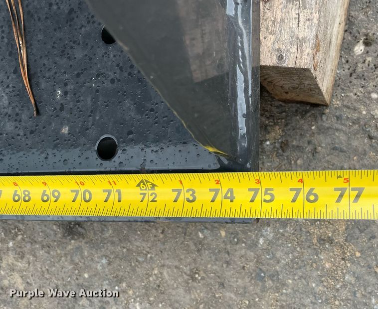 image for item DP0094 Bobcat  75" W skid steer bucket