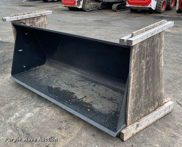image for item DP0094 Bobcat  75" W skid steer bucket