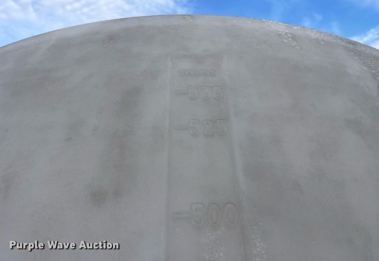 image for item DP0104 2001 Vermeer E900  vacuum excavator