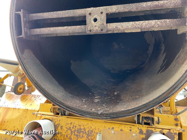 image for item DP0104 2001 Vermeer E900  vacuum excavator