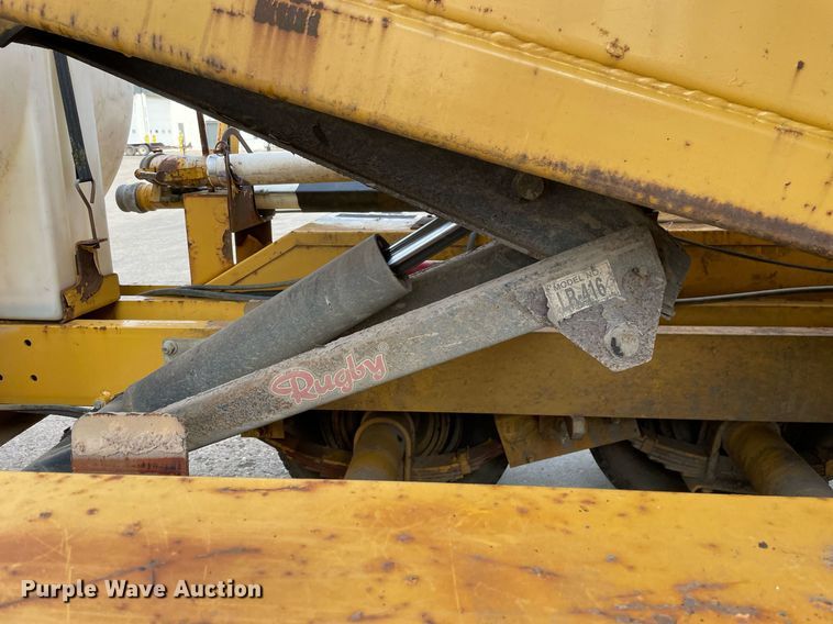 image for item DP0104 2001 Vermeer E900  vacuum excavator