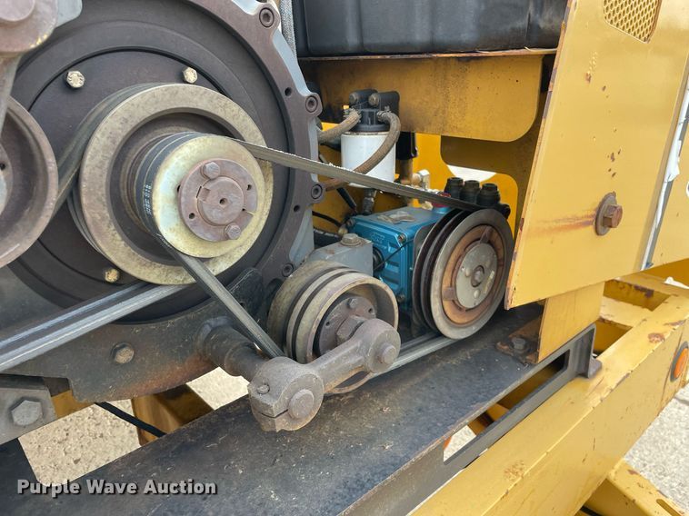 image for item DP0104 2001 Vermeer E900  vacuum excavator